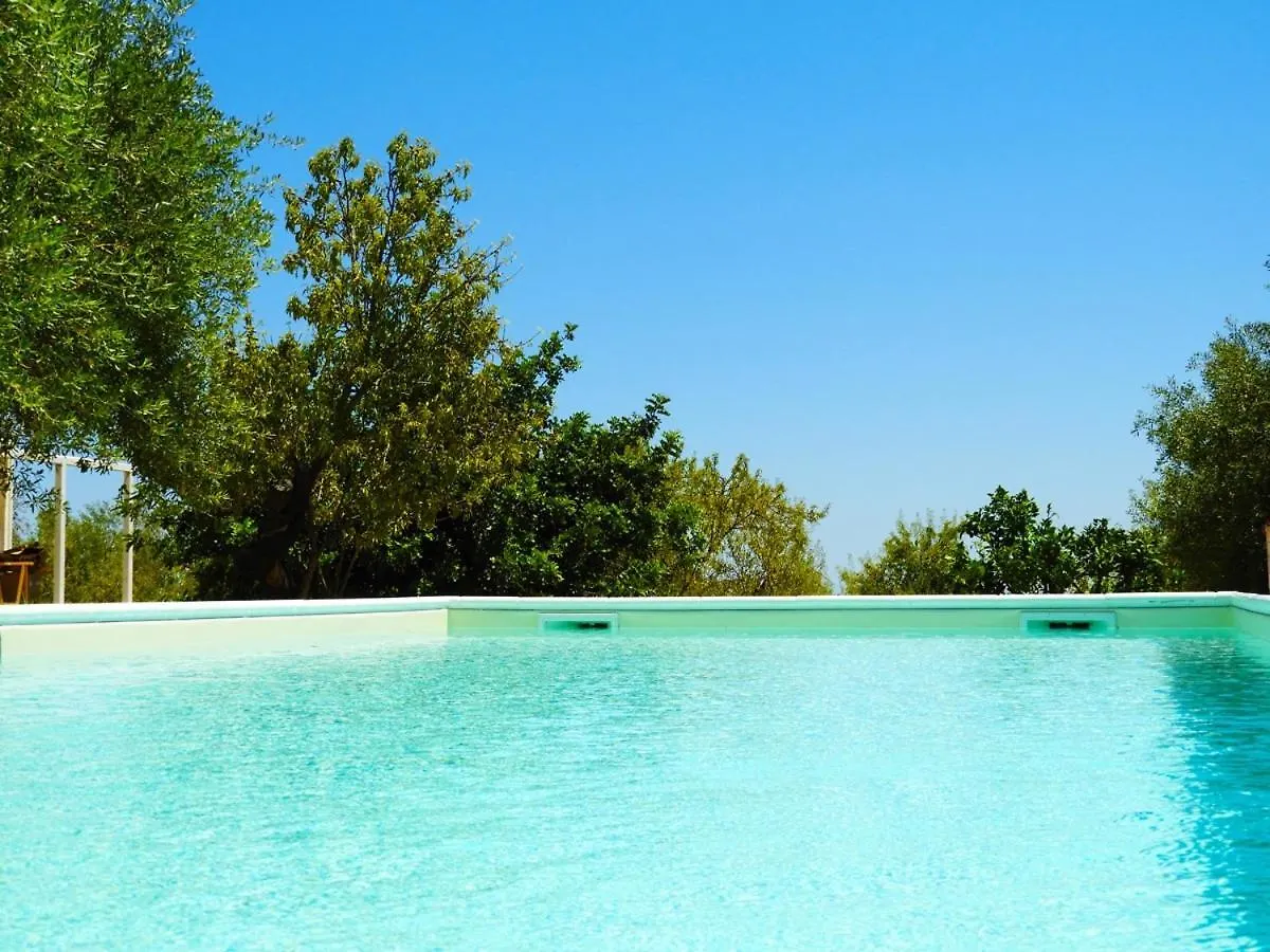 Farm stay Mennuli&Alivi - Organic Farm Villa Noto